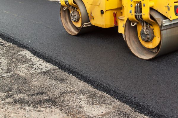 Asphalt Driveway Resurfacing in Lincoln