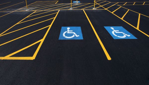 Parking Lot Sealcoating in Lincoln